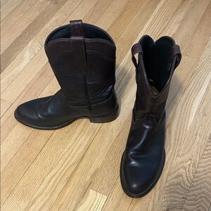 Tecovas - The Earl - Stout Bovine Size 9.5 D